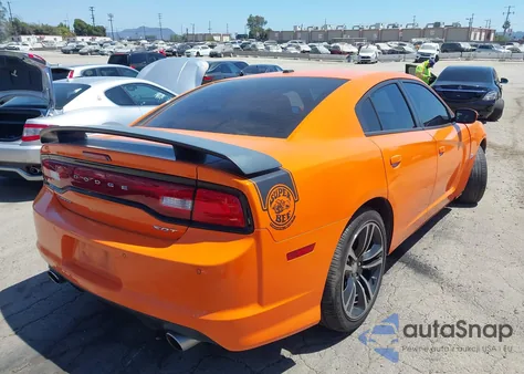 2014 Dodge Charger Srt8 Super Bee z USA, uszkodzony, nr VIN 2C3CDXGJ6EH261407